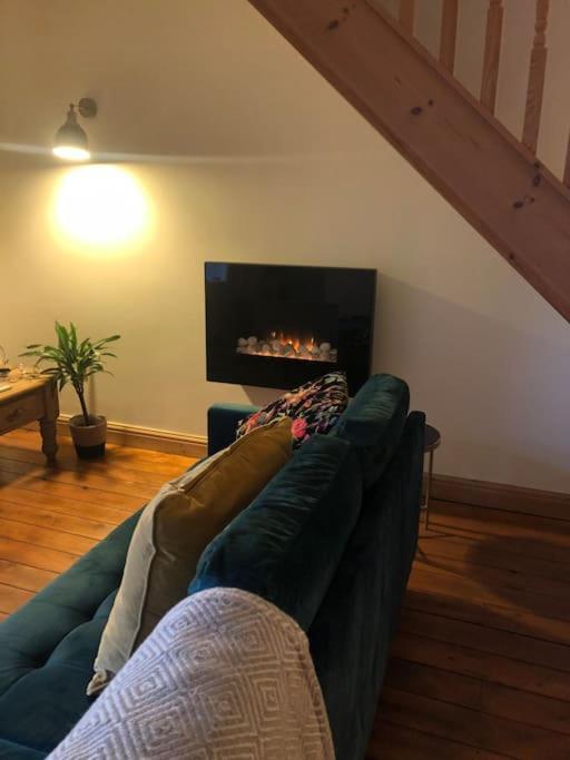 Hilltop House Is A Welcoming 2 Bedroom Property Matlock  Zewnętrze zdjęcie